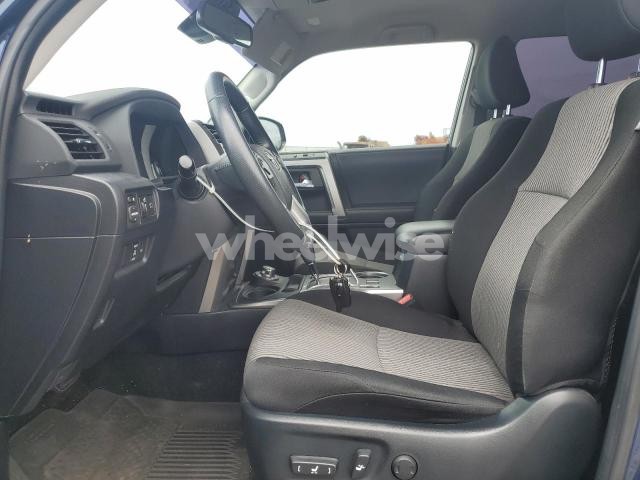 Photo 2 of 2022 TOYOTA 4RUNNER SR5/SR5 PREMIUM (VIN JTEMU5JR0N5972591)