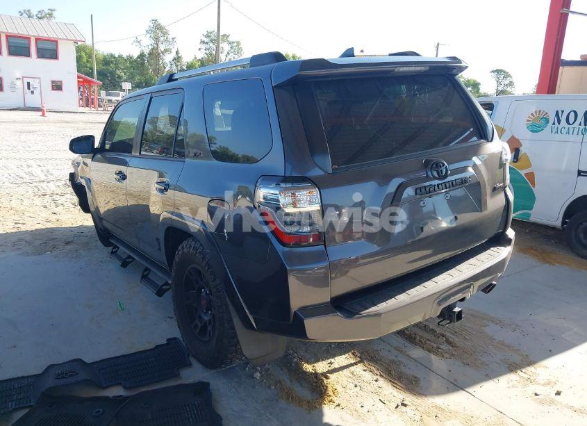 Photo 3 of 2022 Toyota 4runner SR5 (VIN JTEMU5JR0N6039414)