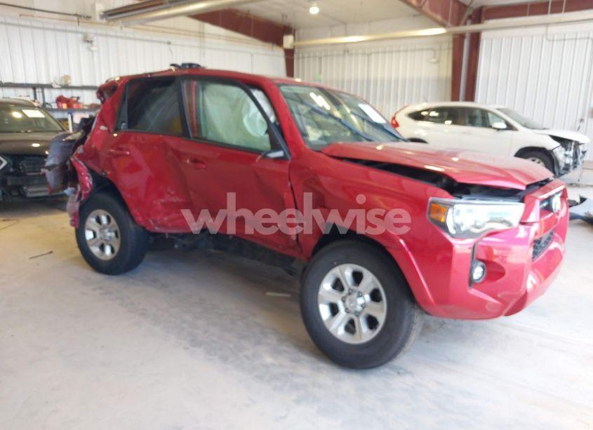 2024 Toyota 4runner SR5 (VIN JTEMU5JR1R6227607) main photo
