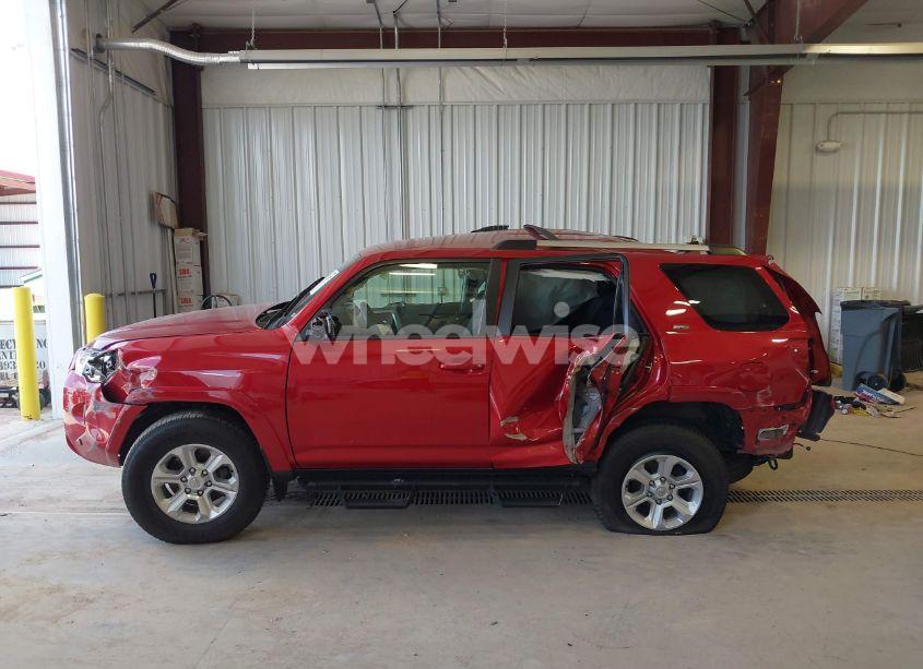 Photo 14 of 2024 Toyota 4runner SR5 (VIN JTEMU5JR1R6227607)