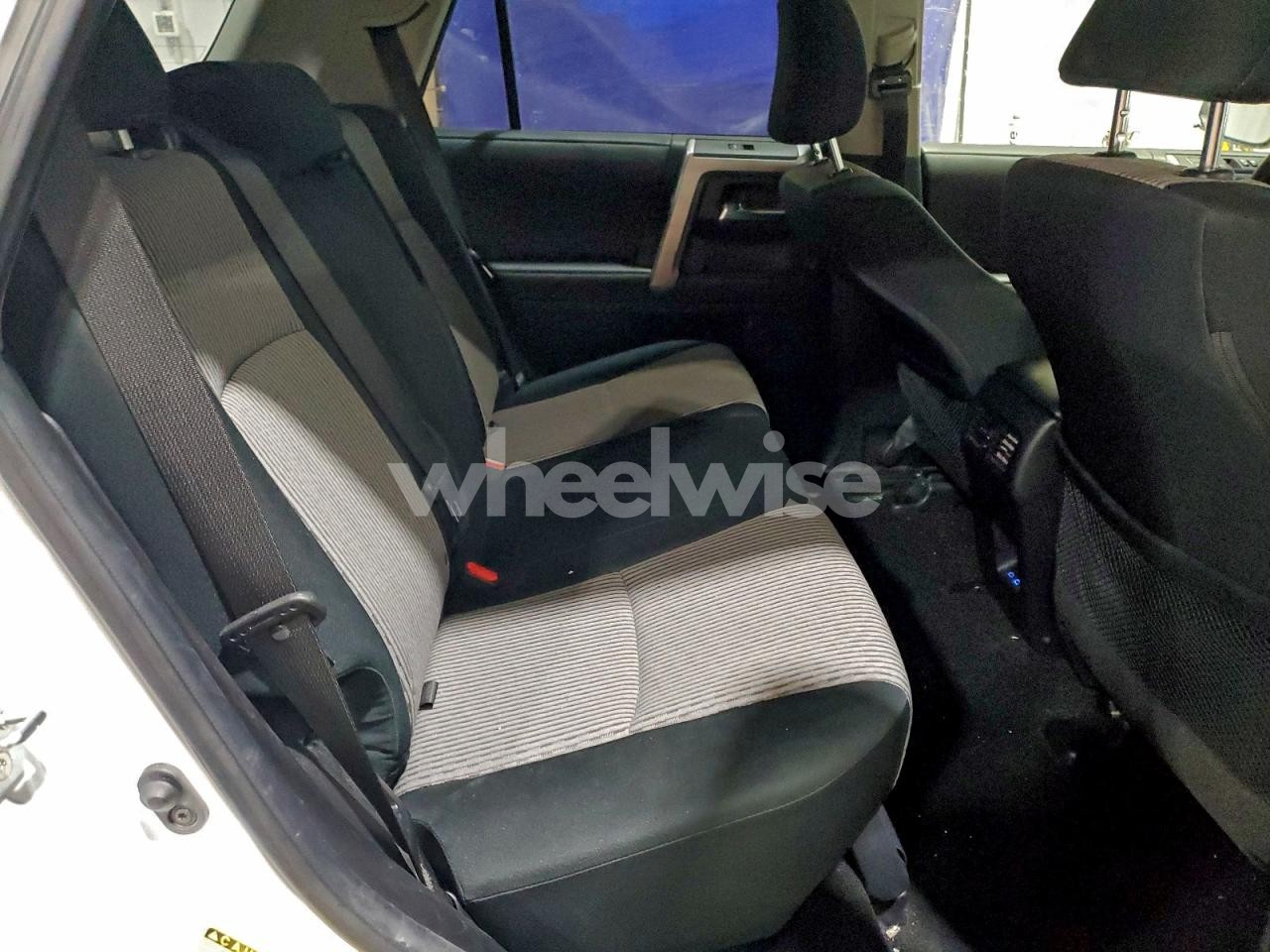 Photo 11 of 2024 TOYOTA 4RUNNER SR5/SR5 PREMIUM (VIN JTEMU5JR2R6284317)