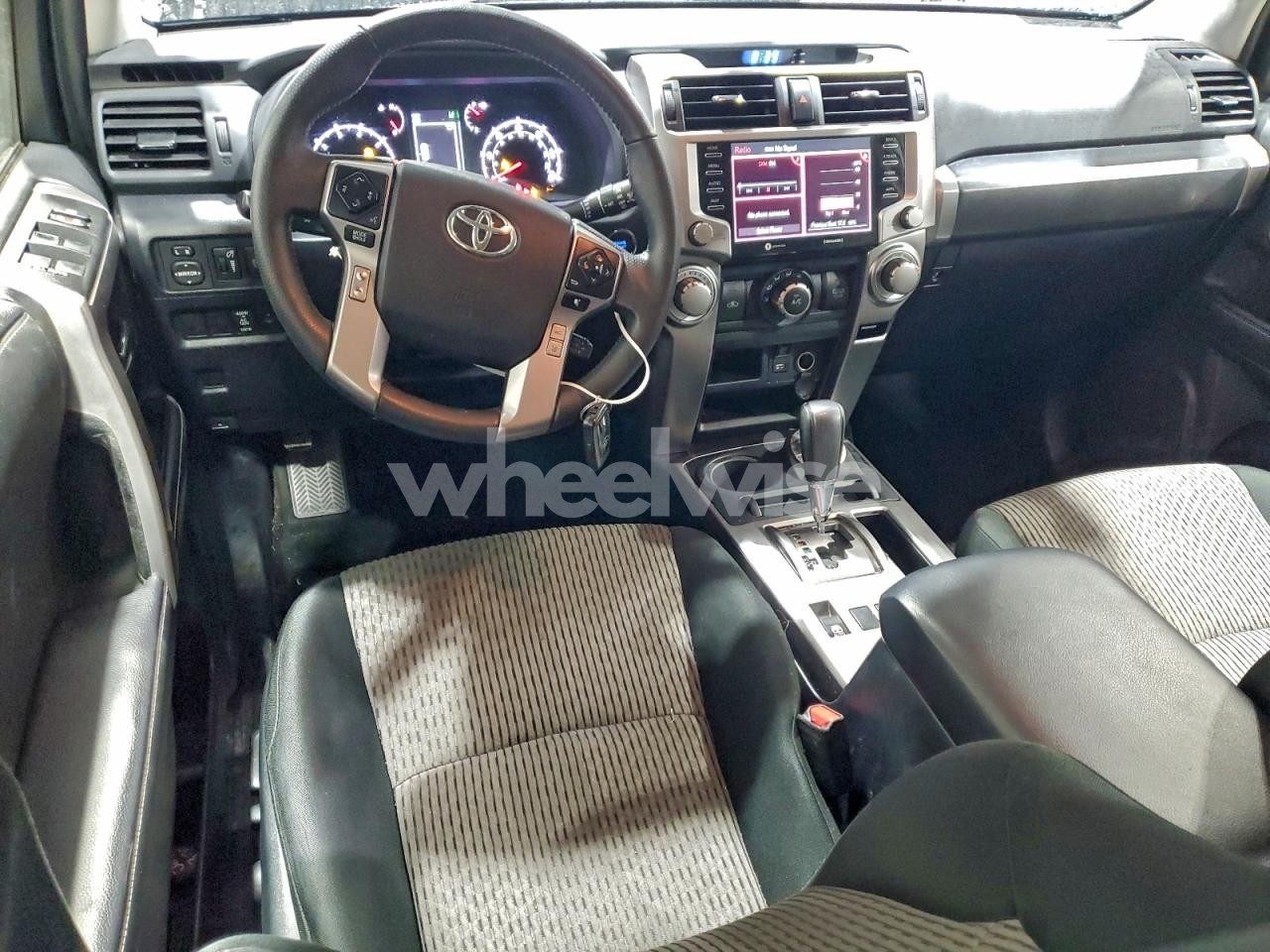 Photo 8 of 2024 TOYOTA 4RUNNER SR5/SR5 PREMIUM (VIN JTEMU5JR2R6284317)