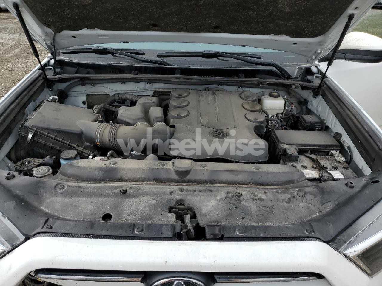 Photo 12 of 2024 TOYOTA 4RUNNER SR5/SR5 PREMIUM (VIN JTEMU5JR6R6285793)