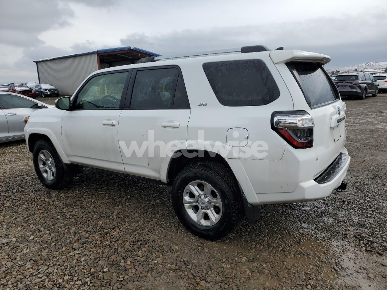 Photo 2 of 2024 TOYOTA 4RUNNER SR5/SR5 PREMIUM (VIN JTEMU5JR6R6285793)