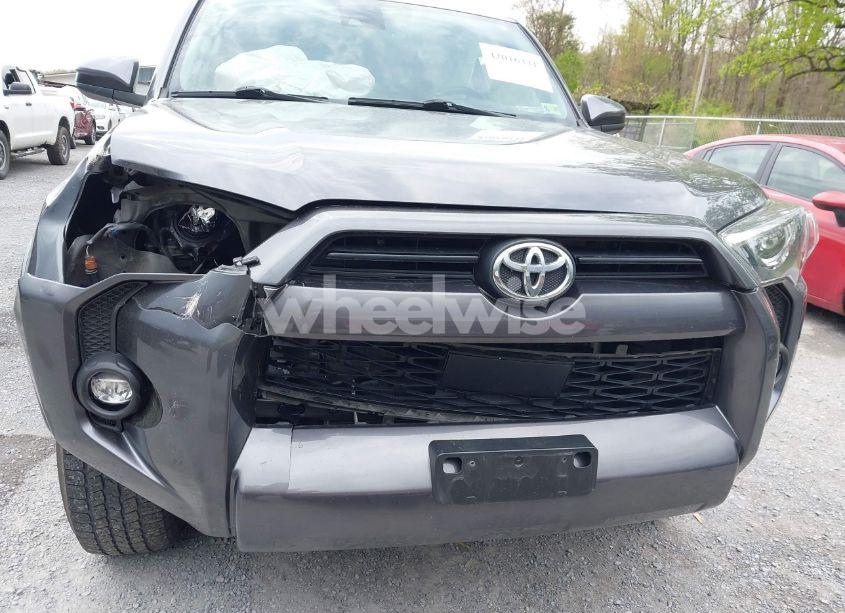 Photo 17 of 2021 Toyota 4runner SR5 (VIN JTEMU5JR8M5855842)