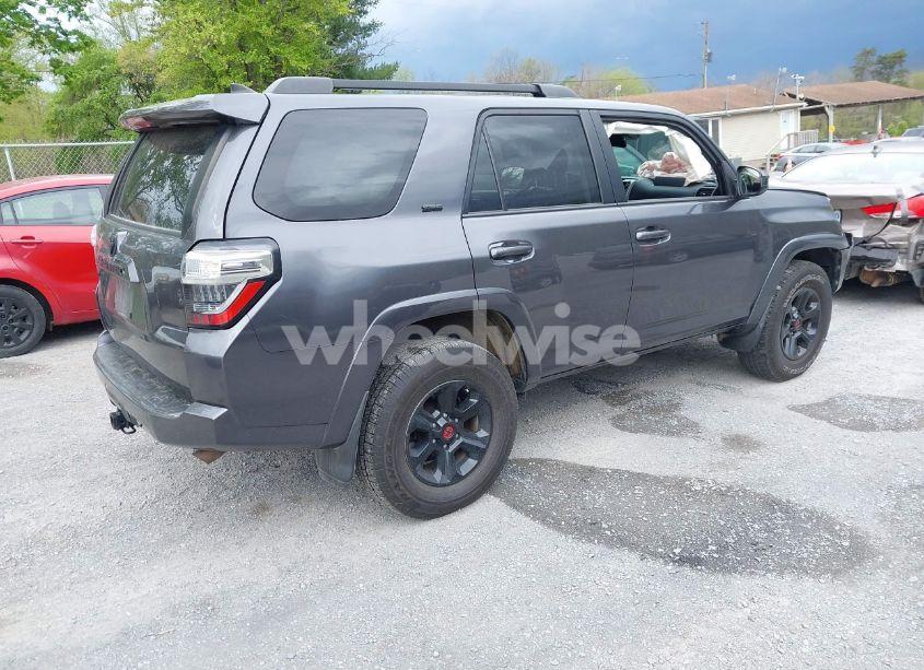 Photo 4 of 2021 Toyota 4runner SR5 (VIN JTEMU5JR8M5855842)