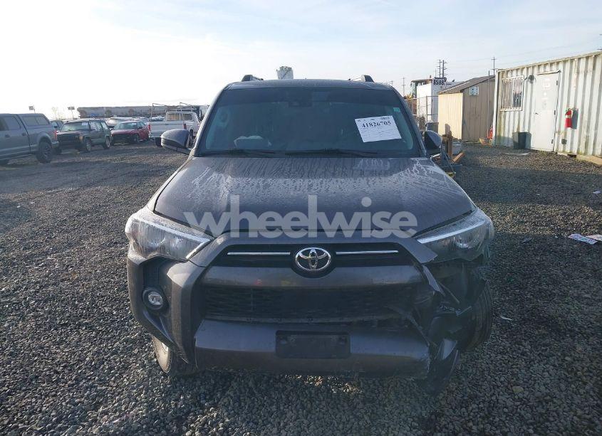 Photo 11 of 2021 Toyota 4runner SR5 (VIN JTEMU5JR8M5878358)