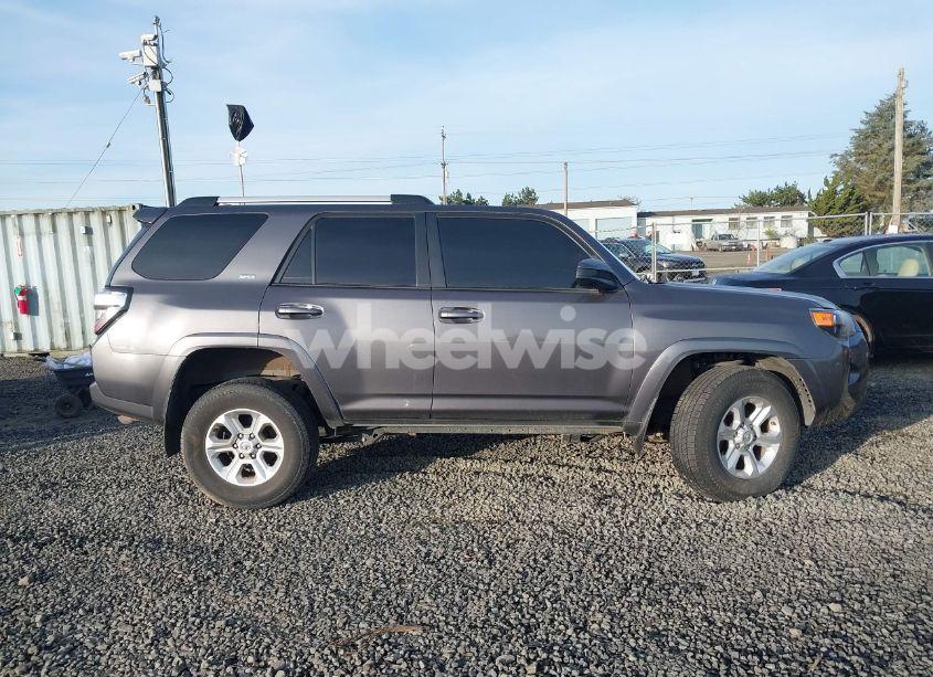 Photo 12 of 2021 Toyota 4runner SR5 (VIN JTEMU5JR8M5878358)