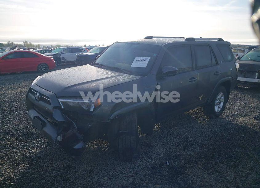 Photo 2 of 2021 Toyota 4runner SR5 (VIN JTEMU5JR8M5878358)