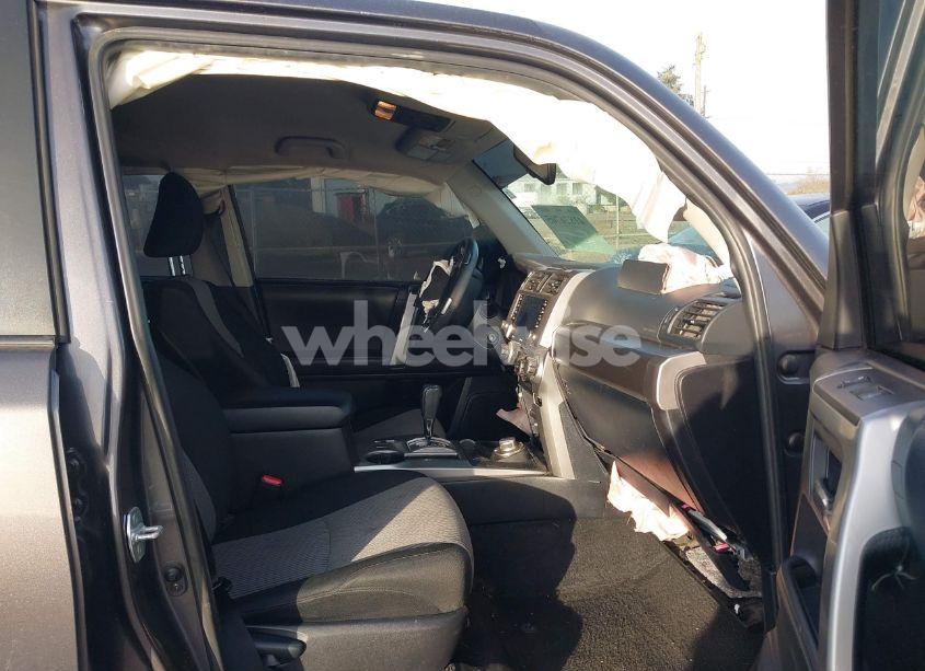 Photo 5 of 2021 Toyota 4runner SR5 (VIN JTEMU5JR8M5878358)