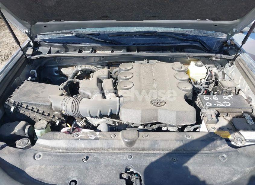 Photo 10 of 2022 Toyota 4runner SR5 (VIN JTEMU5JR8N6054775)