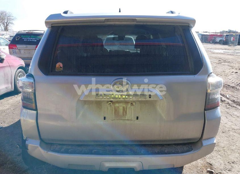 Photo 16 of 2022 Toyota 4runner SR5 (VIN JTEMU5JR8N6054775)