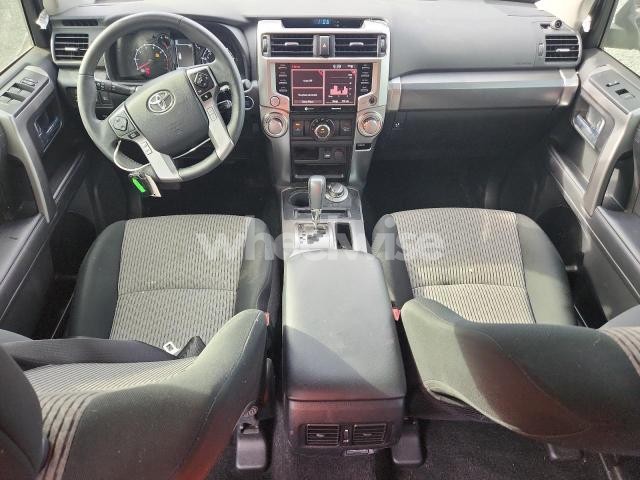 Photo 9 of 2024 TOYOTA 4RUNNER SR5/SR5 PREMIUM (VIN JTEMU5JR8R6224767)