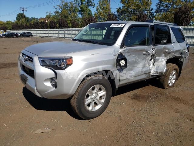 2023 TOYOTA 4RUNNER SE N/A (VIN JTEMU5JR9P6154452) main photo