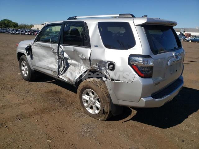 Photo 5 of 2023 TOYOTA 4RUNNER SE N/A (VIN JTEMU5JR9P6154452)