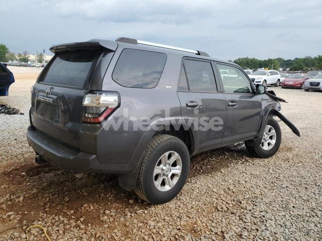 Photo 3 of 2022 TOYOTA 4RUNNER SR5/SR5 PREMIUM (VIN JTENU5JR0N6007731)