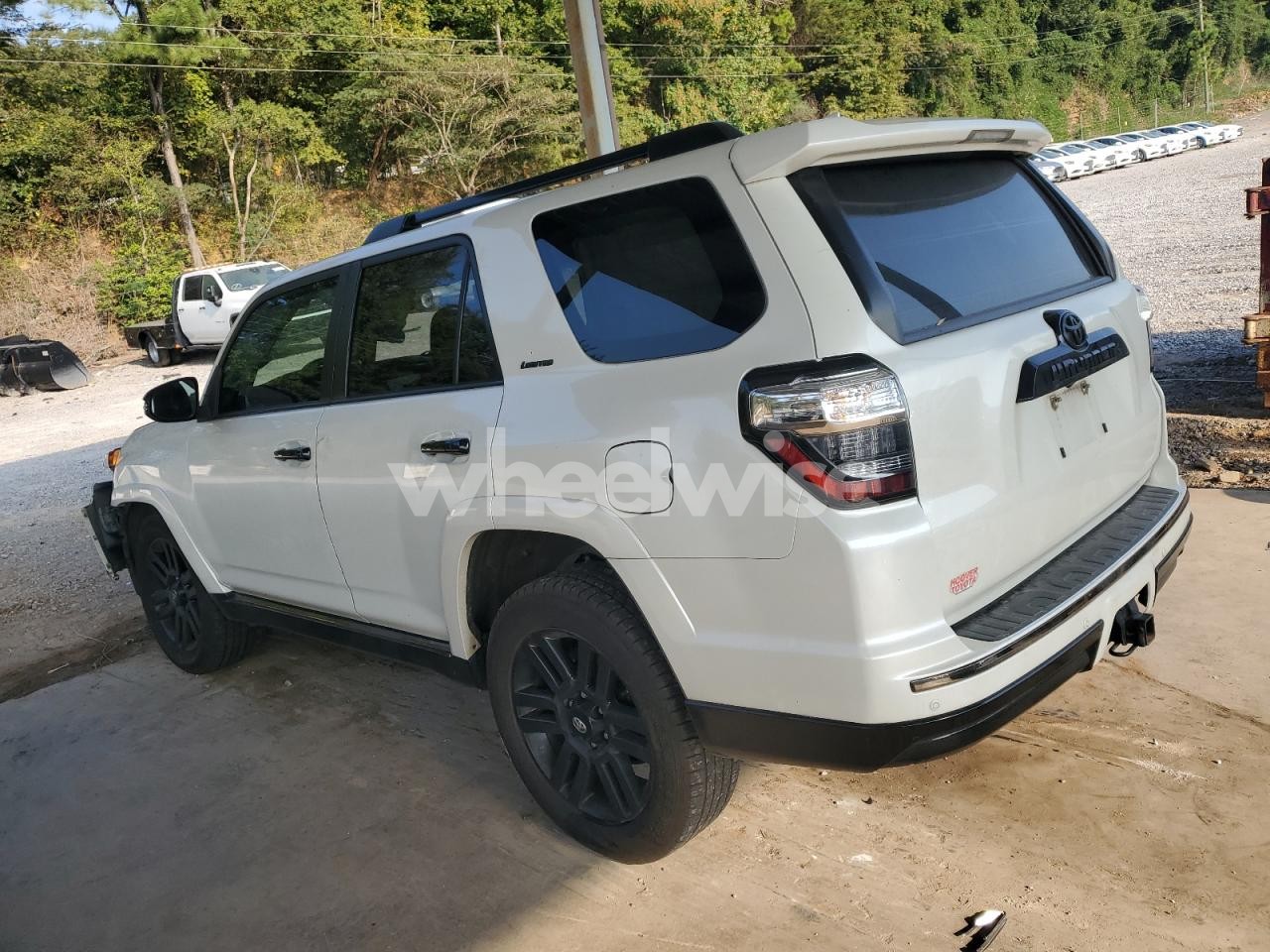 Photo 2 of 2021 TOYOTA 4RUNNER NIGHT SHADE (VIN JTENU5JR1N6064004)