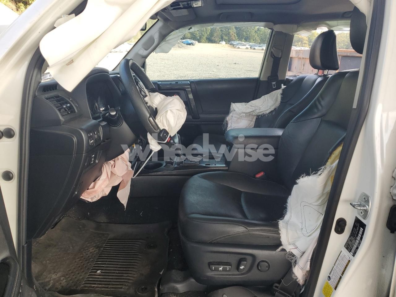 Photo 7 of 2021 TOYOTA 4RUNNER NIGHT SHADE (VIN JTENU5JR1N6064004)