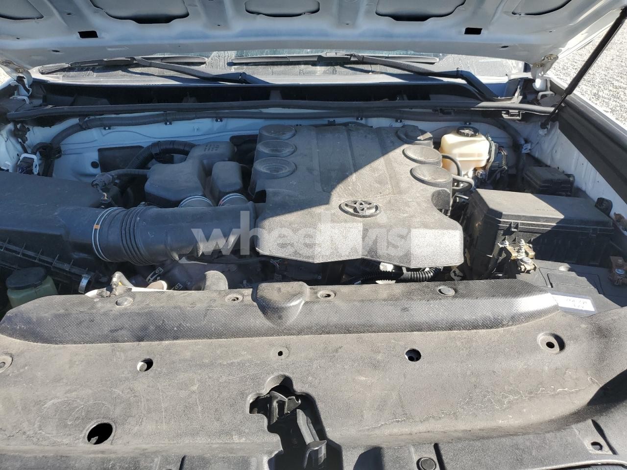 Photo 11 of 2021 TOYOTA 4RUNNER SR5/SR5 PREMIUM (VIN JTENU5JR2M5949543)