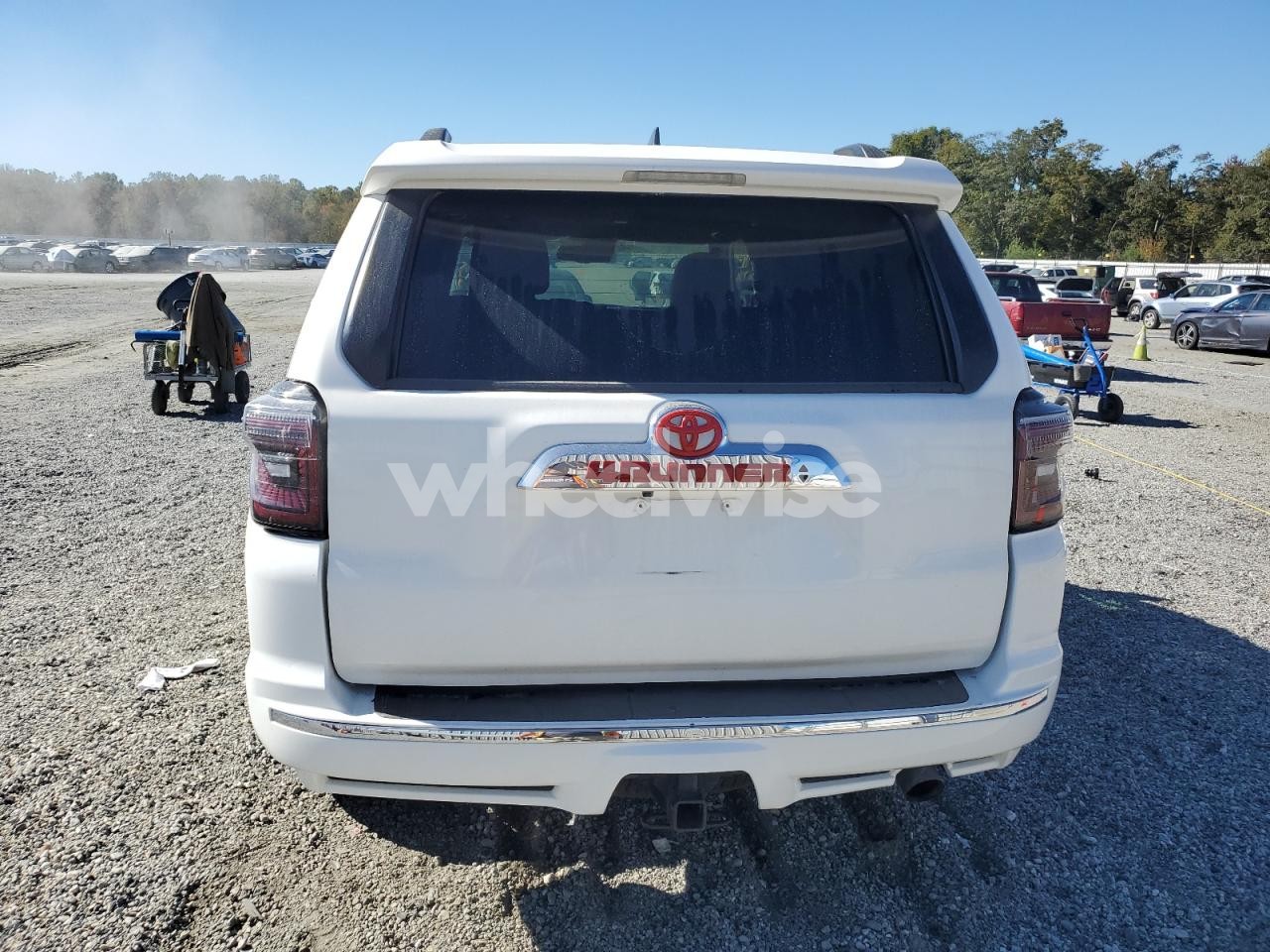 Photo 6 of 2021 TOYOTA 4RUNNER SR5/SR5 PREMIUM (VIN JTENU5JR2M5949543)