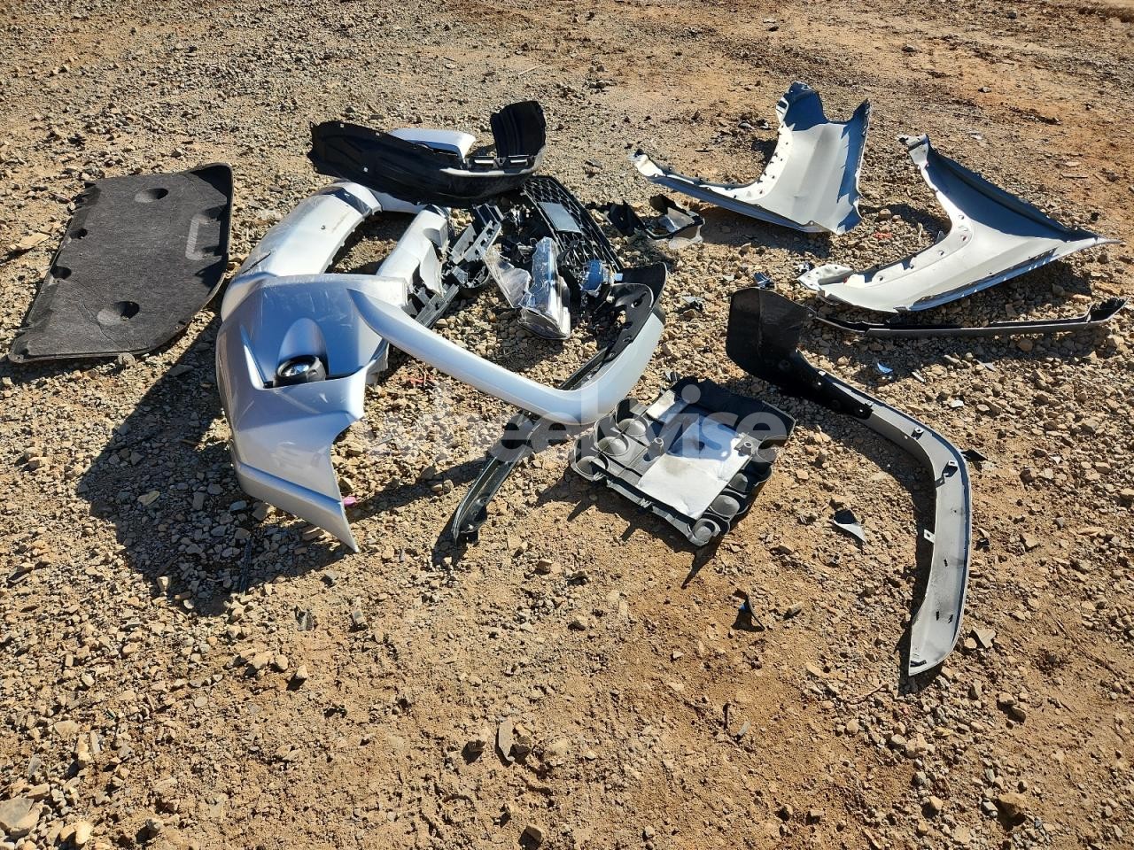 Photo 13 of 2021 TOYOTA 4RUNNER SR5/SR5 PREMIUM (VIN JTENU5JR3M5929169)