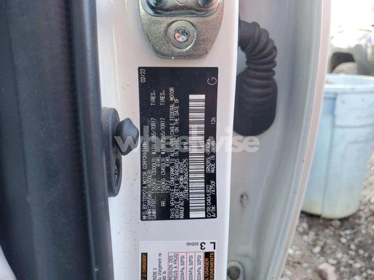 Photo 13 of 2022 TOYOTA 4RUNNER SR5/SR5 PREMIUM (VIN JTENU5JR3N6047575)