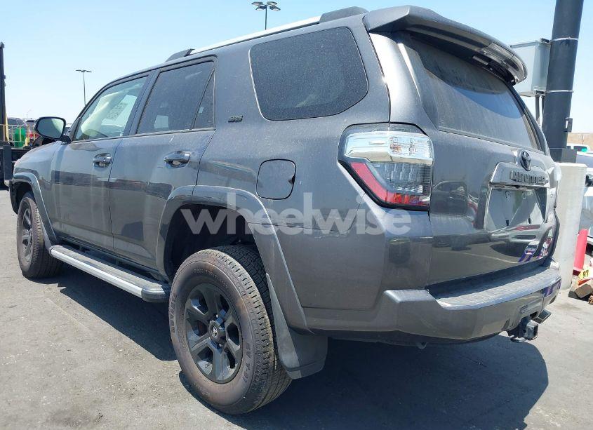 Photo 3 of 2022 Toyota 4runner SR5 PREMIUM (VIN JTENU5JR4N6058553)