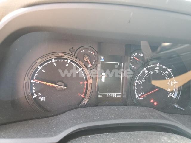 2022 TOYOTA 4RUNNER SR5/SR5 PREMIUM (VIN JTENU5JR7N6029239) main photo