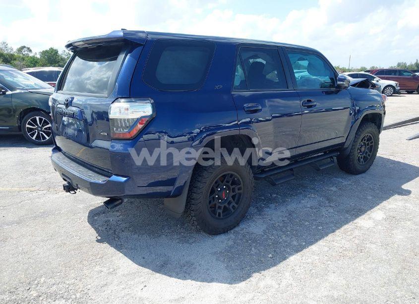 Photo 4 of 2022 Toyota 4runner SR5 PREMIUM (VIN JTENU5JR7N6030990)