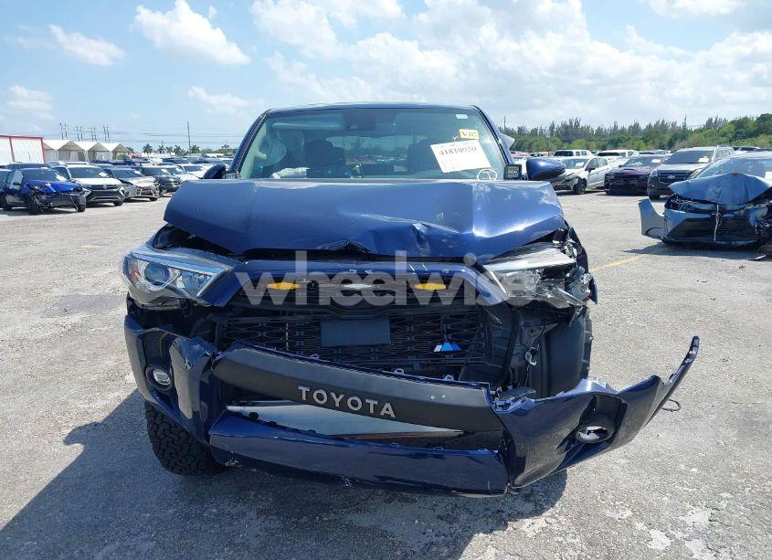 Photo 6 of 2022 Toyota 4runner SR5 PREMIUM (VIN JTENU5JR7N6030990)