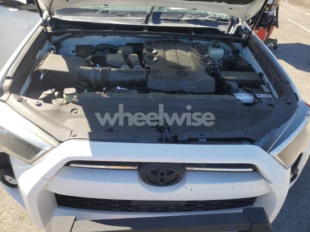 Photo 13 of 2022 TOYOTA 4RUNNER SR5/SR5 PREMIUM (VIN JTENU5JR8N6023076)