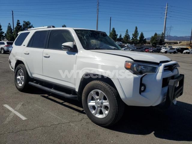 Photo 7 of 2022 TOYOTA 4RUNNER SR5/SR5 PREMIUM (VIN JTENU5JR8N6023076)