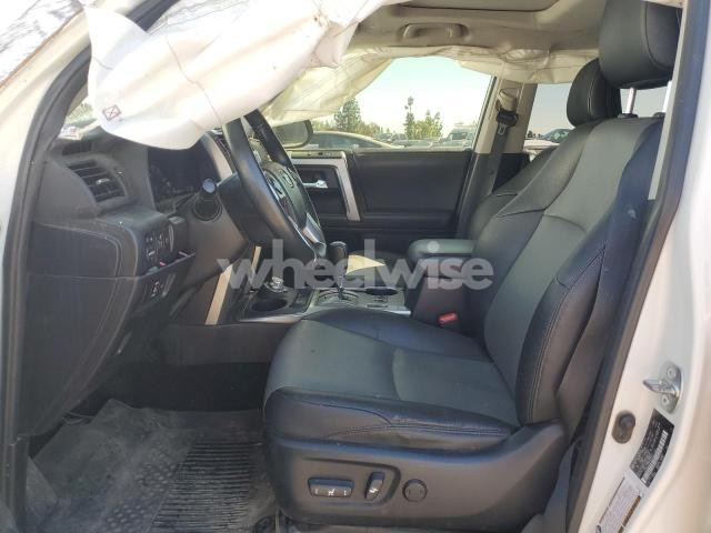 Photo 8 of 2022 TOYOTA 4RUNNER SR5/SR5 PREMIUM (VIN JTENU5JR8N6023076)