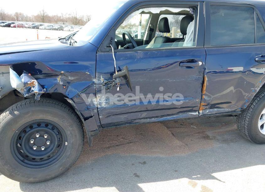 Photo 17 of 2023 Toyota 4runner SR5 PREMIUM (VIN JTENU5JR8P6110723)