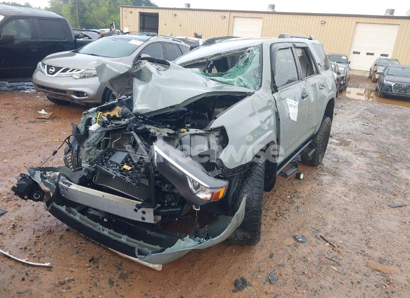 Photo 2 of 2022 Toyota 4runner TRD OFF ROAD (VIN JTEPU5JR8N6003449)