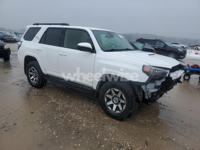 Photo 13 of 2021 TOYOTA 4RUNNER SR5/SR5 PREMIUM (VIN JTEPU5JRXM5869139)