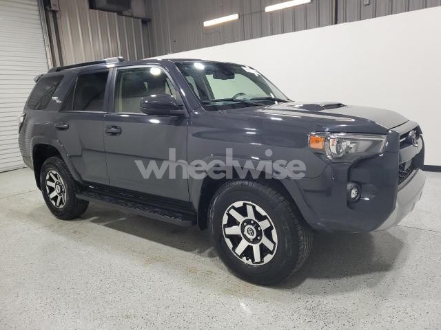 Photo 11 of 2024 TOYOTA 4RUNNER SR5/SR5 PREMIUM (VIN JTEPU5JRXR6248520)
