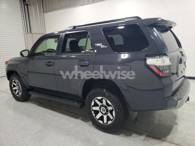 Photo 8 of 2024 TOYOTA 4RUNNER SR5/SR5 PREMIUM (VIN JTEPU5JRXR6248520)