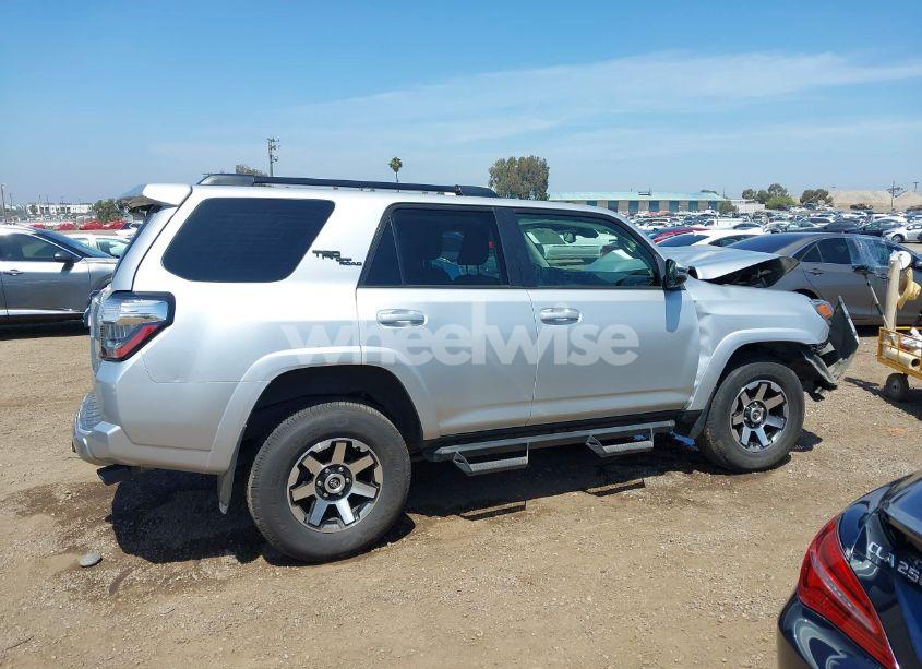 Photo 13 of 2024 Toyota 4runner TRD OFF ROAD PREMIUM (VIN JTERU5JR2R6273548)