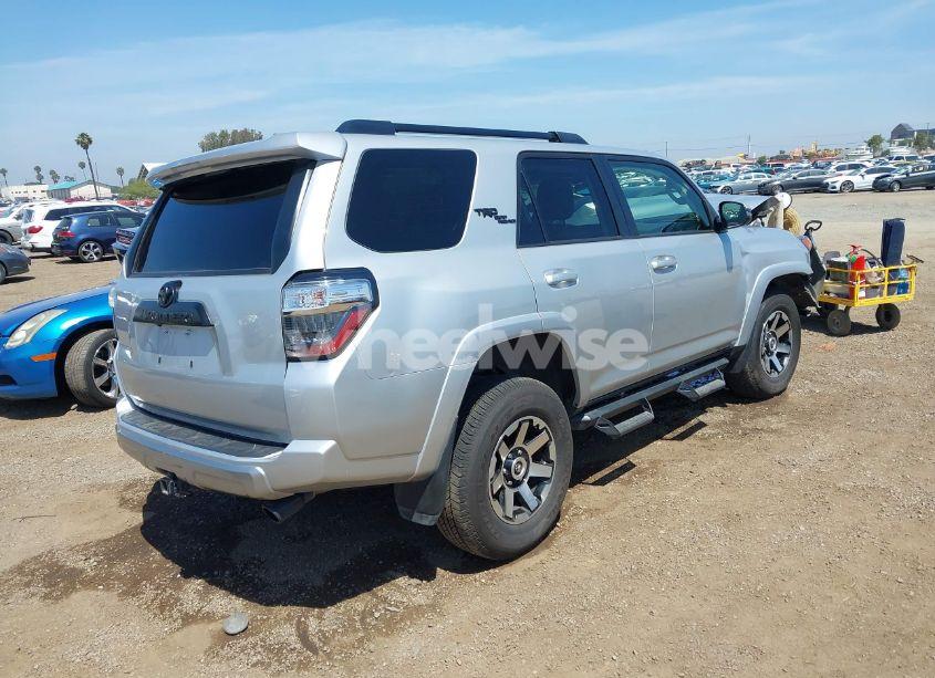 Photo 4 of 2024 Toyota 4runner TRD OFF ROAD PREMIUM (VIN JTERU5JR2R6273548)