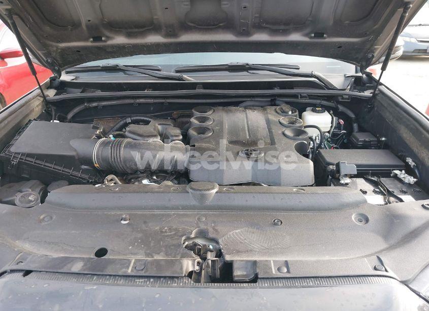 Photo 10 of 2024 Toyota 4runner TRD OFF ROAD PREMIUM (VIN JTERU5JR2R6295940)