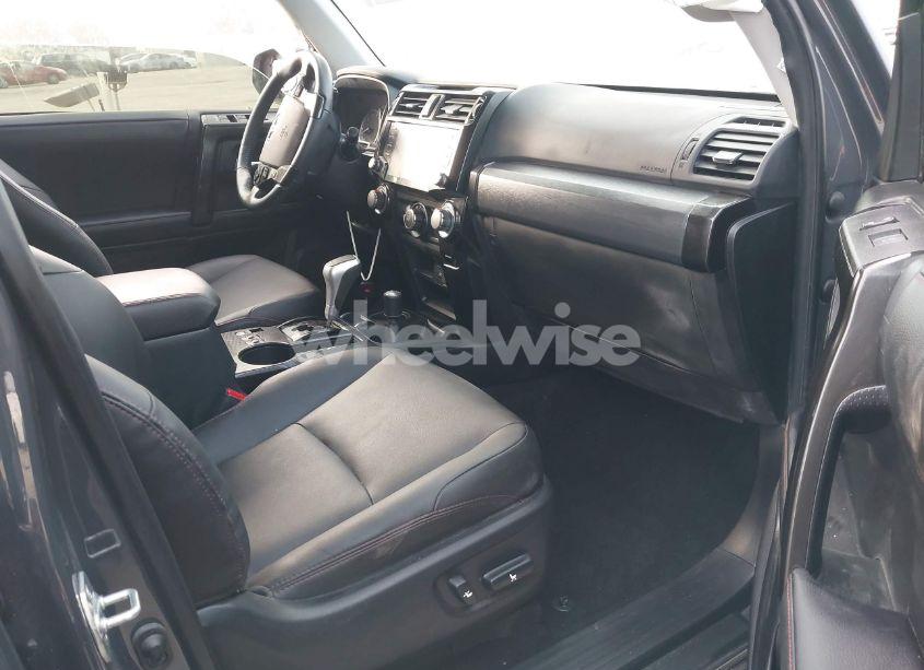 Photo 5 of 2024 Toyota 4runner TRD OFF ROAD PREMIUM (VIN JTERU5JR2R6295940)