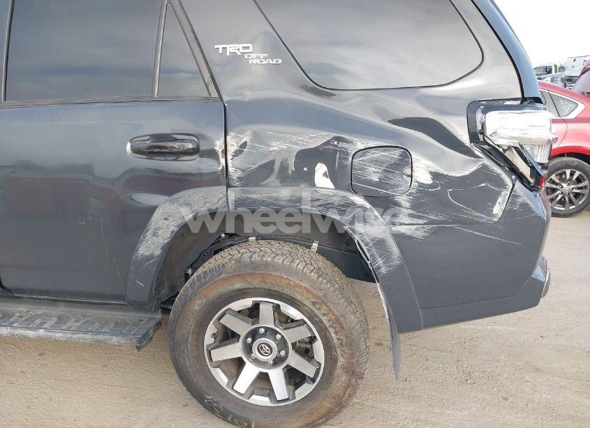 Photo 6 of 2024 Toyota 4runner TRD OFF ROAD PREMIUM (VIN JTERU5JR2R6295940)