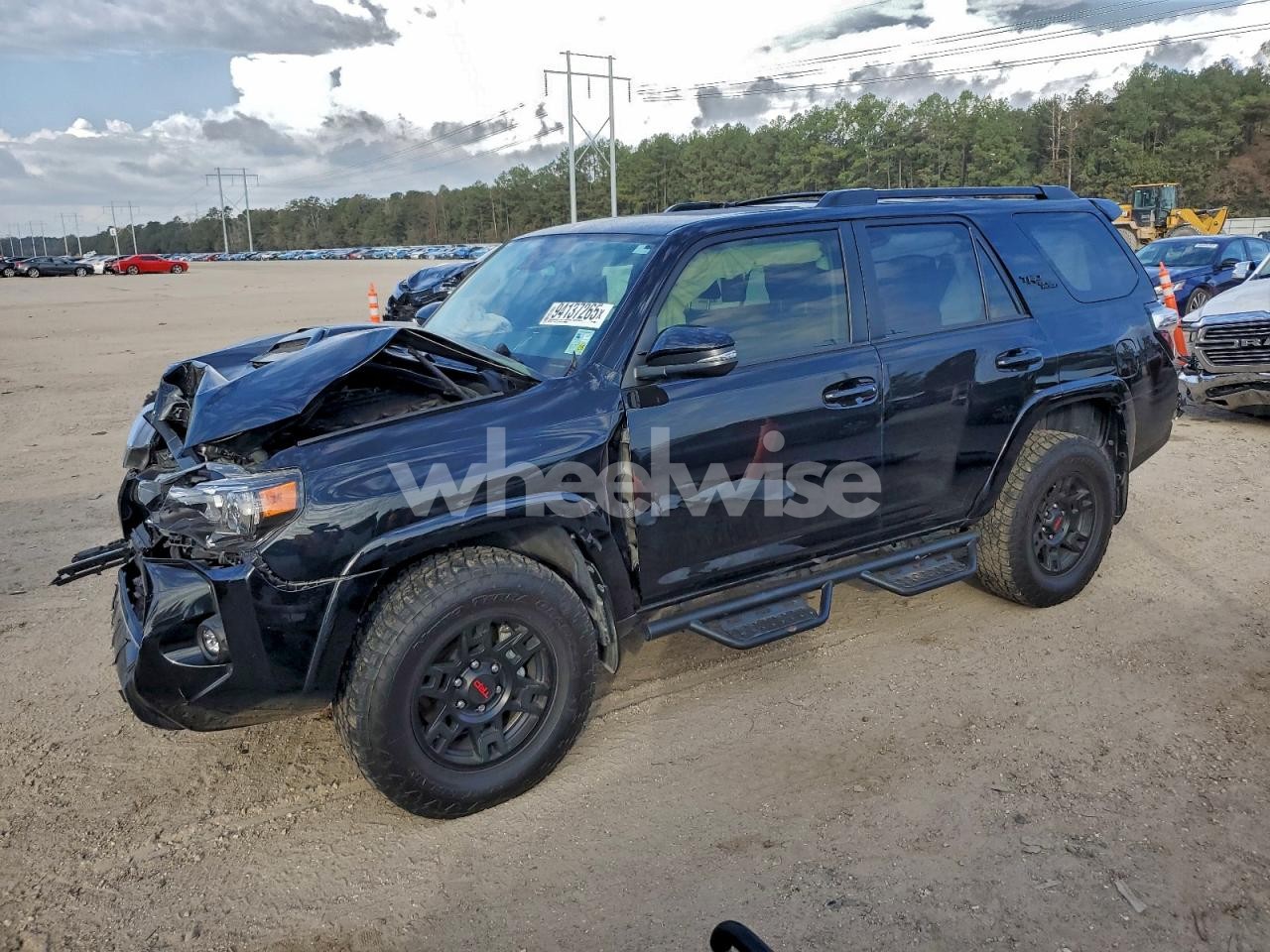 2023 TOYOTA 4RUNNER SE (VIN JTERU5JR4P6179068) main photo