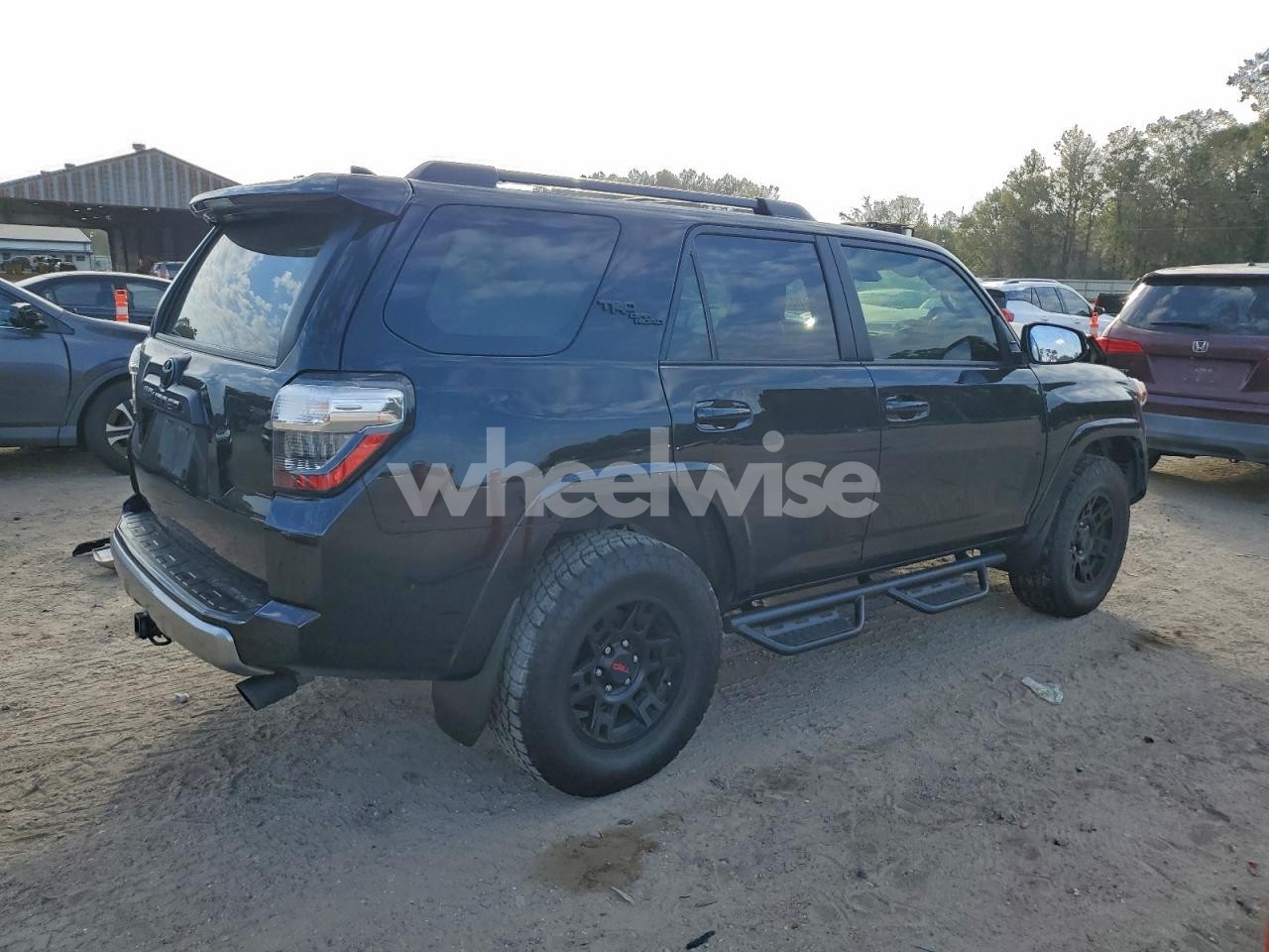 Photo 3 of 2023 TOYOTA 4RUNNER SE (VIN JTERU5JR4P6179068)