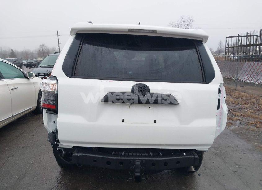 Photo 16 of 2024 Toyota 4runner TRD OFF ROAD PREMIUM (VIN JTERU5JR5R6267713)