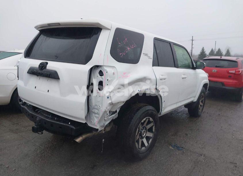 Photo 4 of 2024 Toyota 4runner TRD OFF ROAD PREMIUM (VIN JTERU5JR5R6267713)