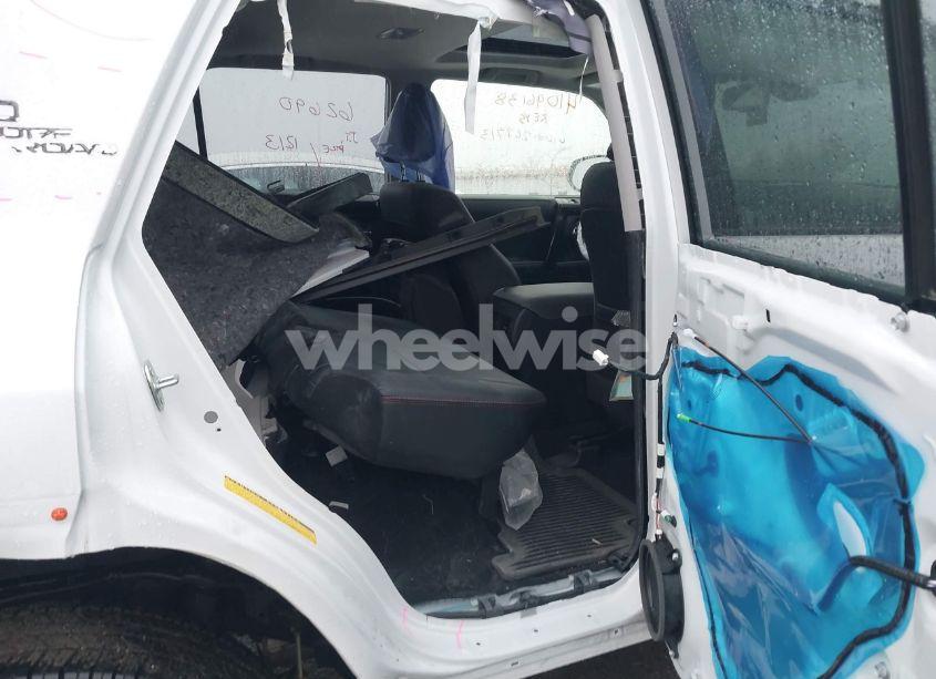 Photo 8 of 2024 Toyota 4runner TRD OFF ROAD PREMIUM (VIN JTERU5JR5R6267713)