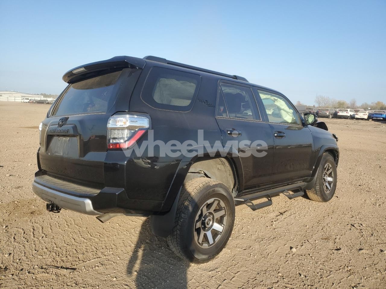 Photo 3 of 2024 TOYOTA 4RUNNER SR5 PREMIUM (VIN JTERU5JR6R6288747)