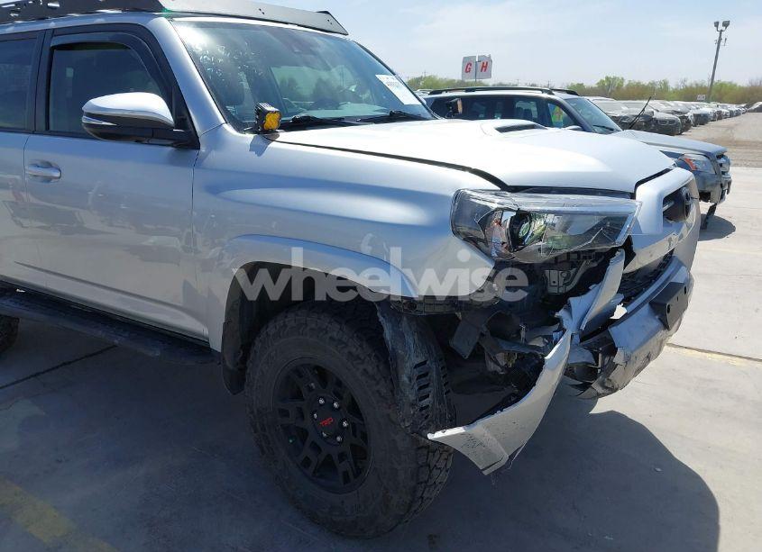 Photo 6 of 2024 Toyota 4runner TRD OFF ROAD PREMIUM (VIN JTERU5JR7R6256681)